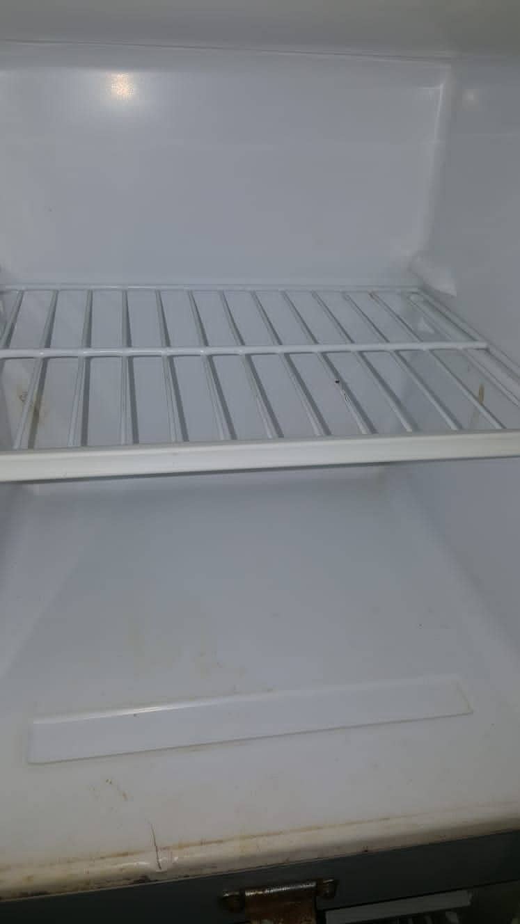 Refrigerator 4 sale 2