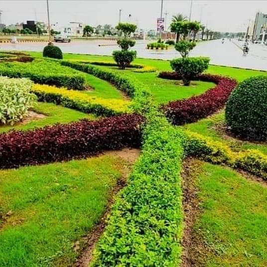 Facing Park 5 Marla Residential Plot For Sale In Park View City - Tulip Overseas Block Multan Road Lahore 4