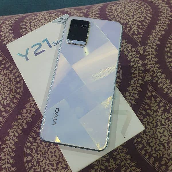 Vivo Y21A scratch less mobile with box 4 64 gb 2