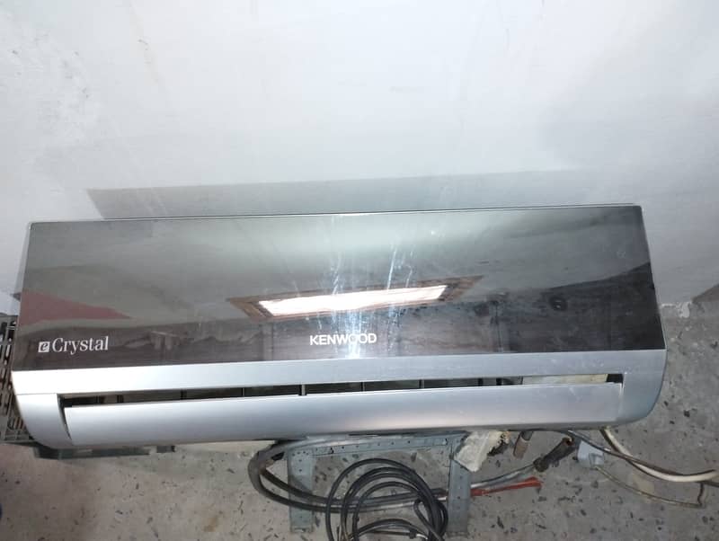 Kenwood Crystal 1Ton AC in Genuine condition For Sale 1