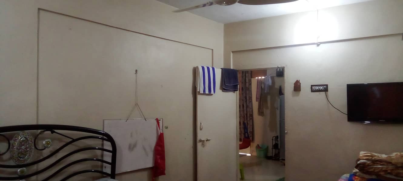 2 bed lounge flat for sale 13