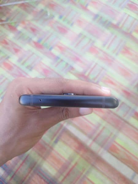 ONEPLUS 8 DUAL SIM GLOBAL APPROVED MINT CONDITION 5