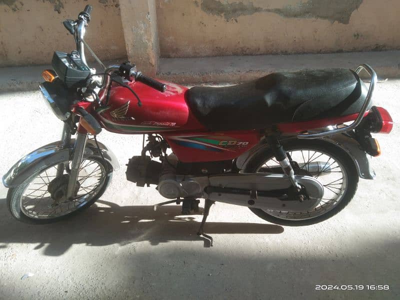 Honda CD 70 2016 model Islmabaad no for sale 03225865084 1