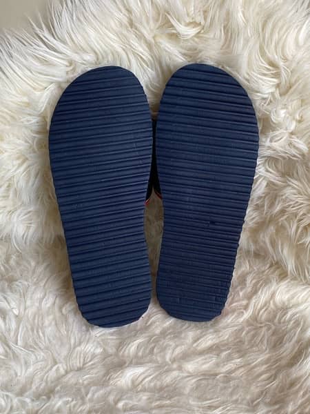 Obranded slippers , sandals slides , Original 1
