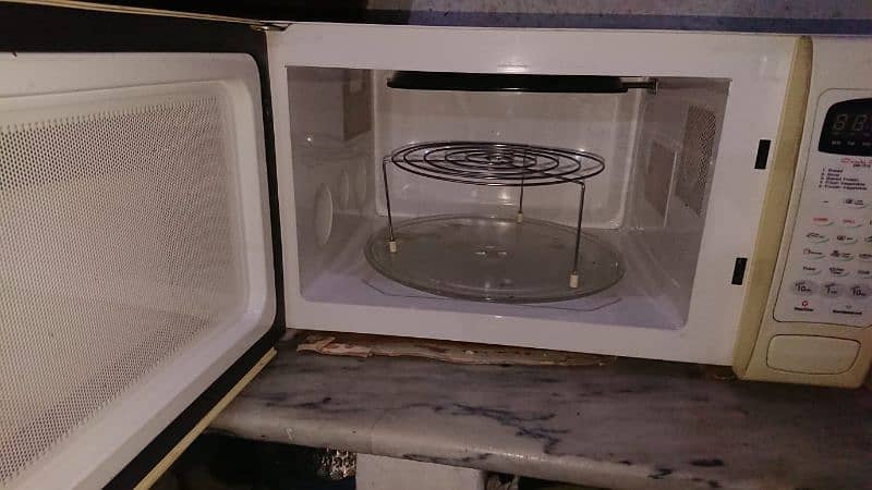 Dawlance Microwave Urgent for sale 2