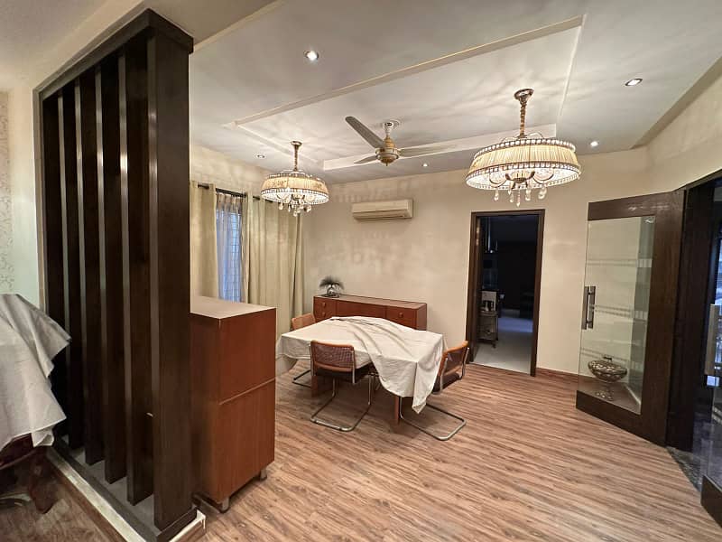 1 KANAL DESIGNER HOUSE FOR SALE IN OVERSEAS A BLOCK BAHRIA TOWN LAHORE 23