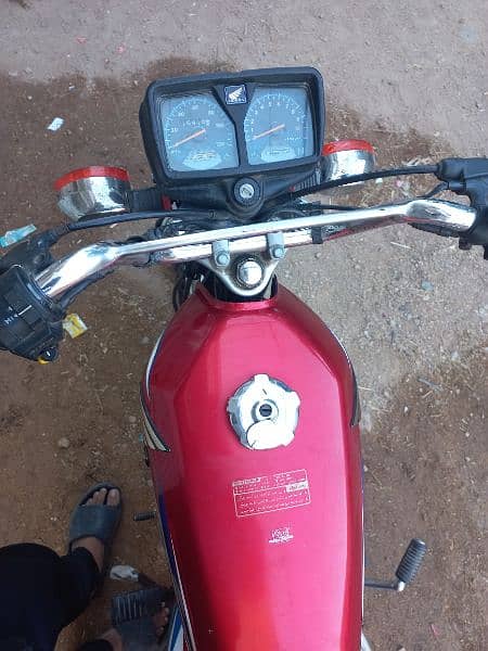 I want to sale my Honda 125 karachi no 2