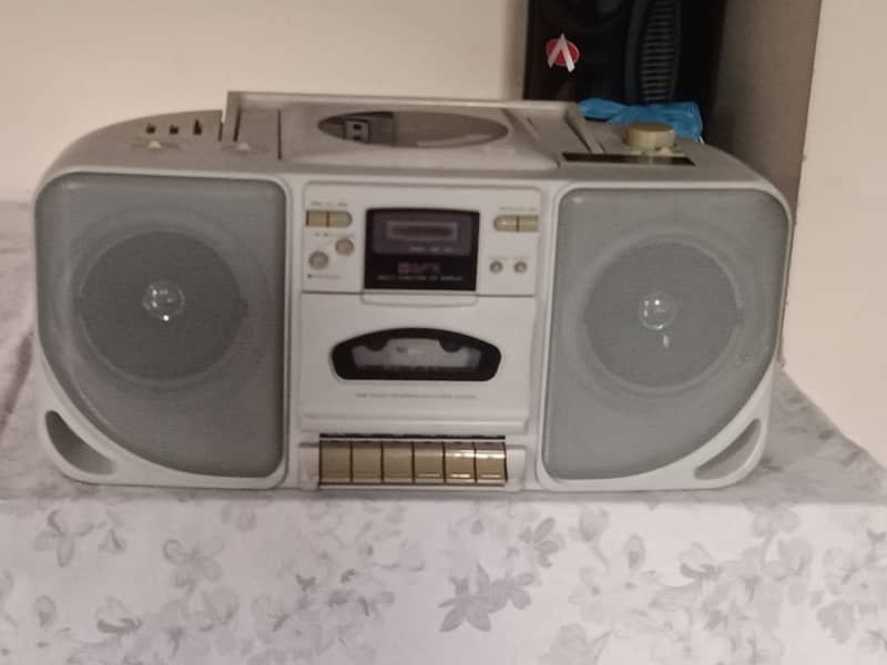 DVD and cassette player antique 1