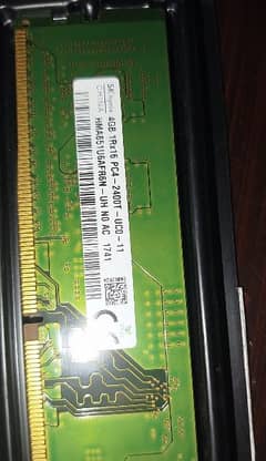 4 GB DDR-4 PC Ram-2400T
