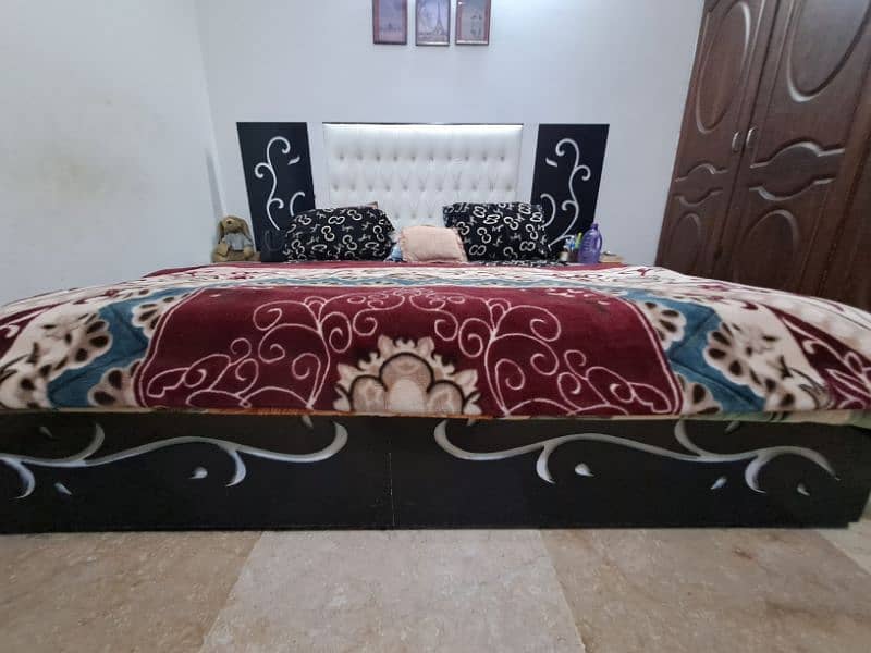 king size bed with L shape dressing 1