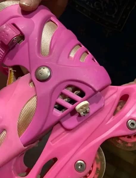pink adjustable skates 3