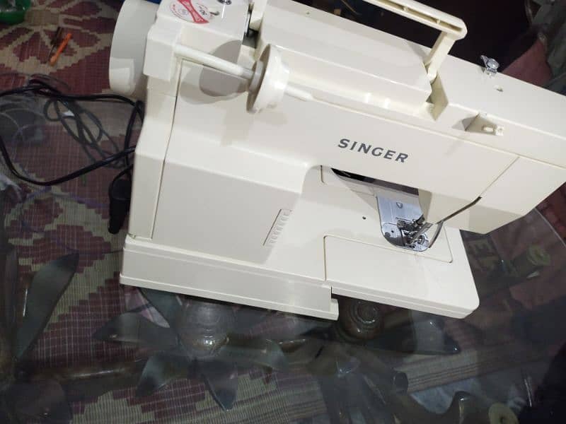 singer sewing machine made in England 4