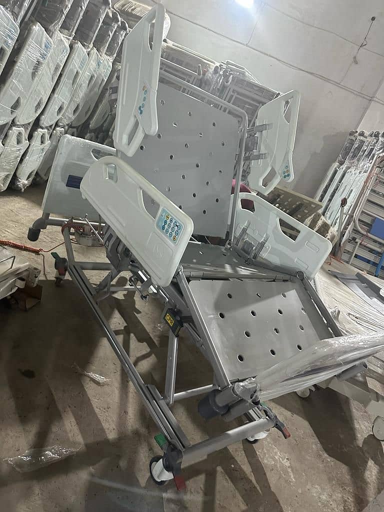 Hospital Beds Manual and Electric - Delivery available all Pakistan 2