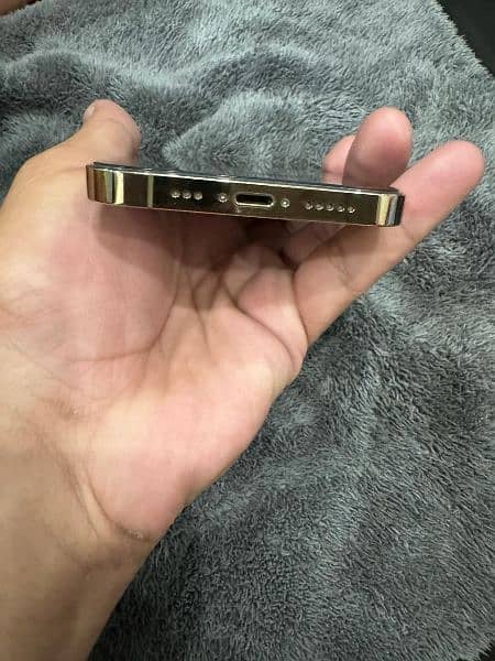 Iphone 12 pro Offical Pta Aproved 6