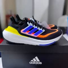 Adidas Ultraboost Light Shoes 0
