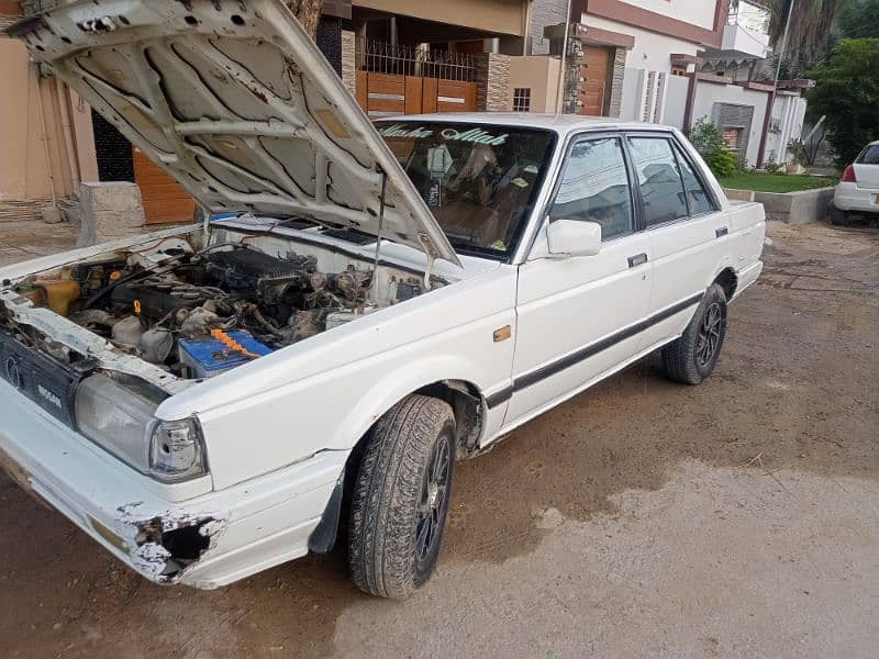 Nissan Sunny 1986 2