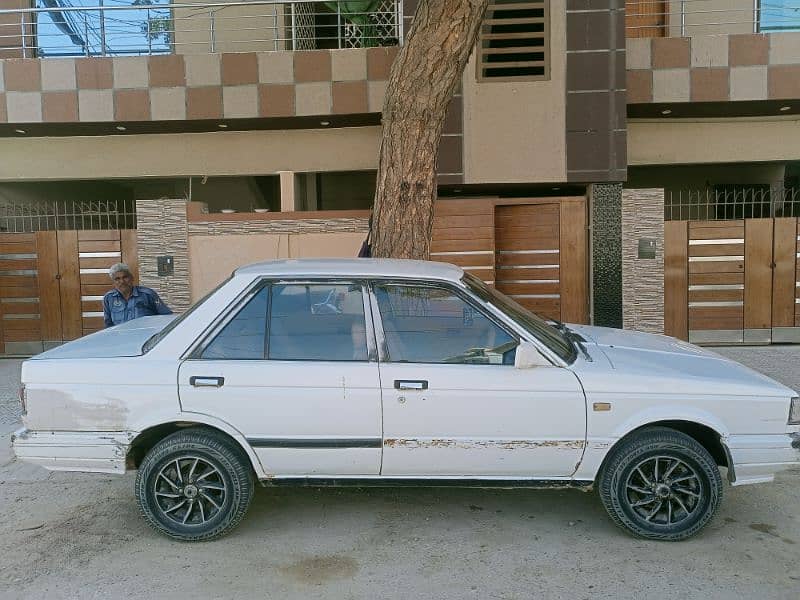 Nissan Sunny 1986 12