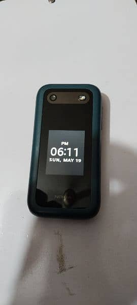 Nokia 2660 flip 1
