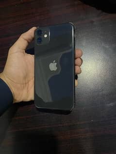 iPhone 11 + charger+ 2 cover
