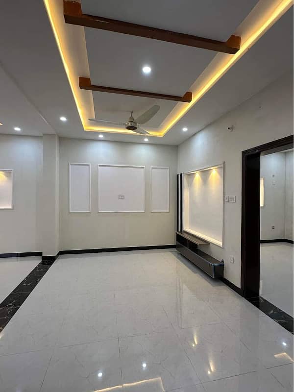 Single Story Luxury House For Sale In New City Phase 2 Wahcantt 4
