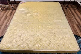 Master double bed matress