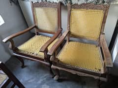 4 wooden Chairs for sell 3000 price for each