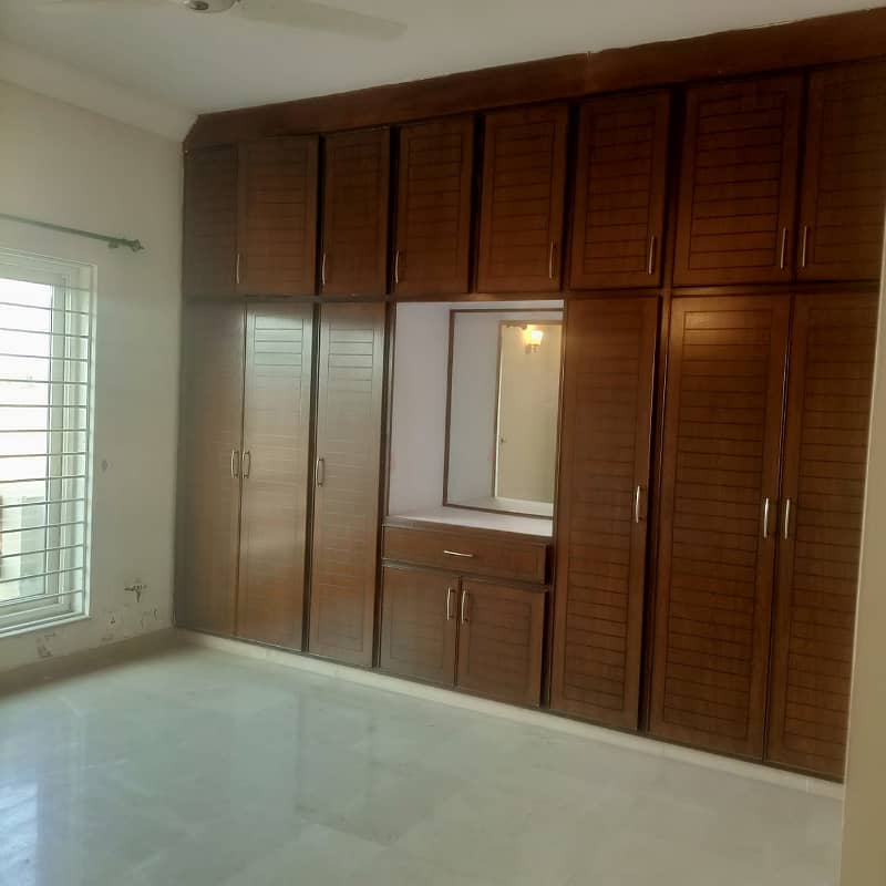 Upper Portion Available For Rent 18
