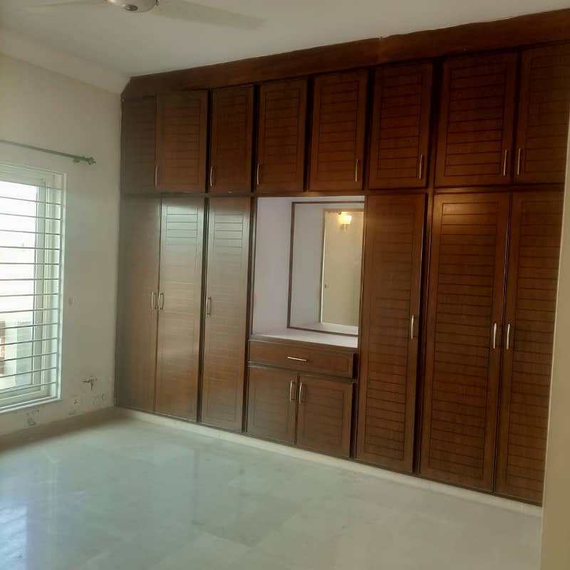 Upper Portion Available For Rent 19
