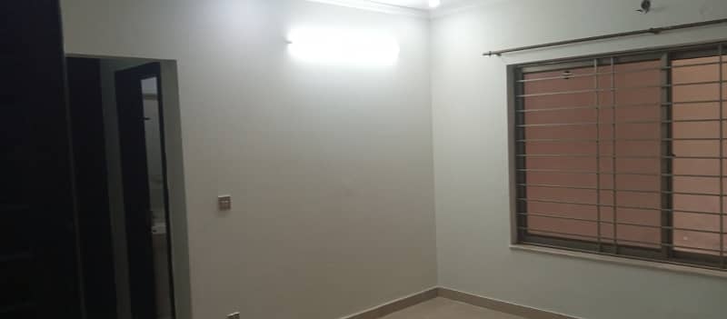 Upper Portion Available For Rent 7
