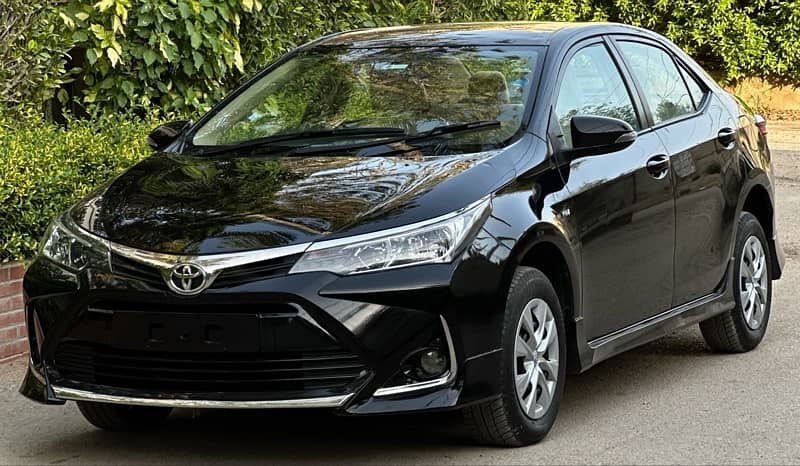 Toyota Corolla GLI 2019 auto 1