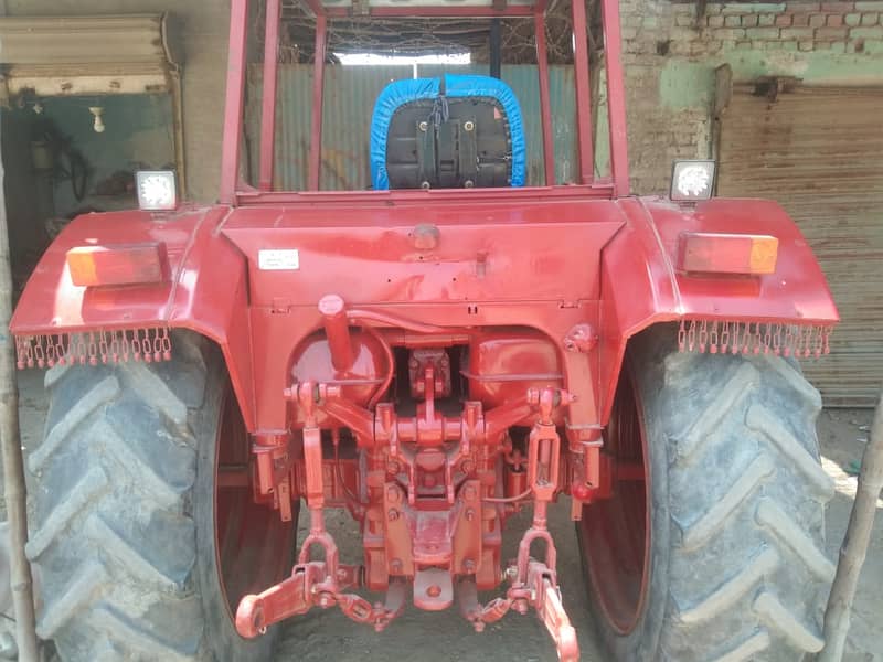 Tractor 6