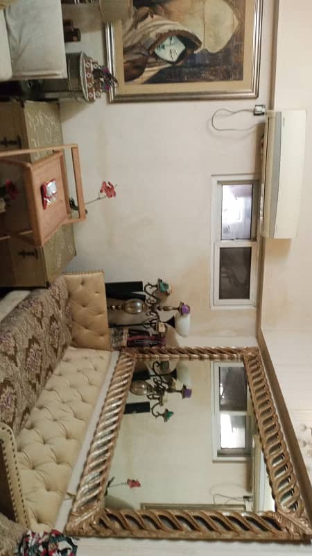 Prime Location 1200 Square Feet Furnished Clifton block 4 1