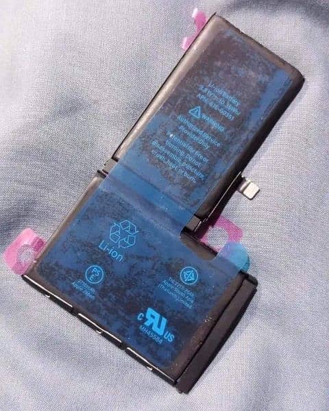 iphone 8 Original Battery Available 3