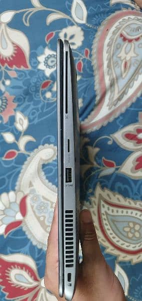 Core i5-4 gen folio1040 4