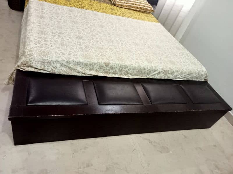 one king size bed for sale 3