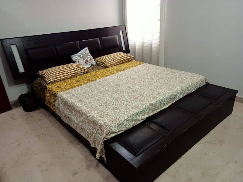 one king size bed for sale 4