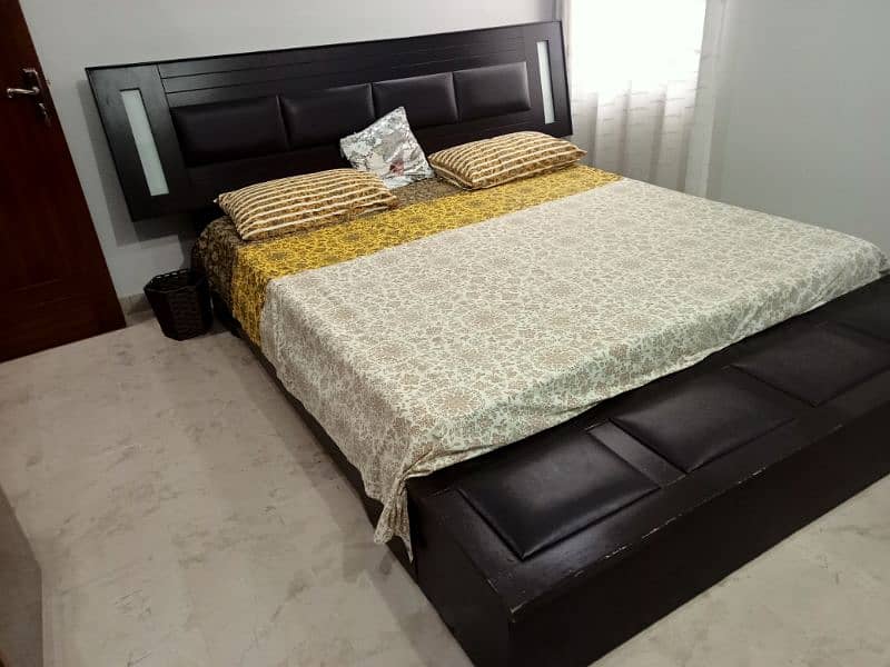 one king size bed for sale 5