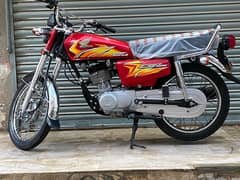 Honda 125  model  2020/21 jeniyan bike achi bike leny waly bhai rabta