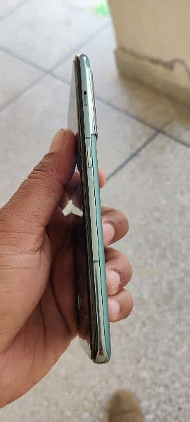 One plus 10 pro 12/256 GB PTA approved all ok condition good only back 4
