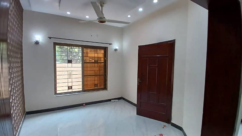 5 Marla House on Beautiful Location For Sale in Bahria Town Lahore 15