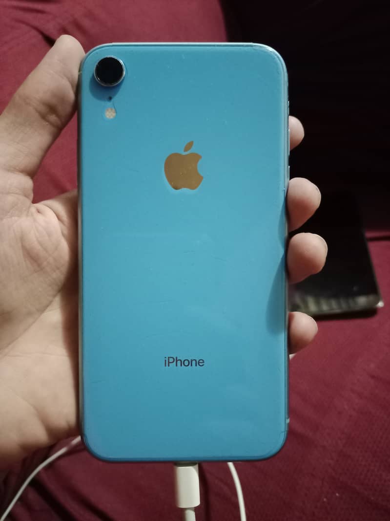 iPhone xr 128gb water pack non pta 10by9.5 all ok set 2