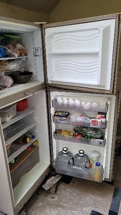 Refrigerator Dawlance 0