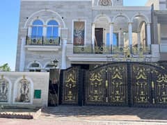 10 Marla Residential house for Sale in Sector F Block Bahria Town Lahore