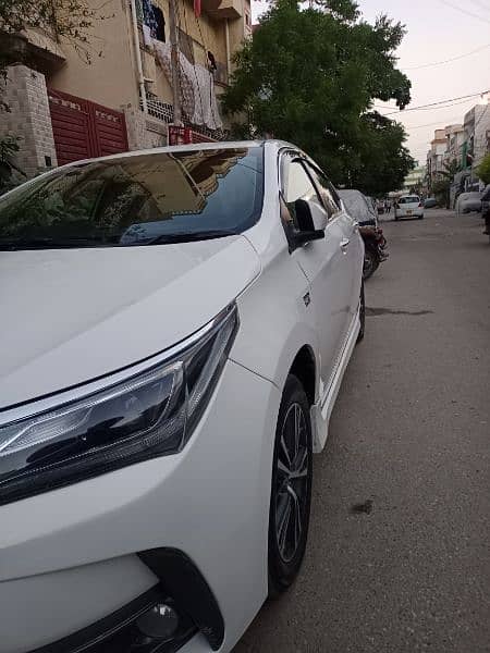 Toyota Corolla Altis 2019 1