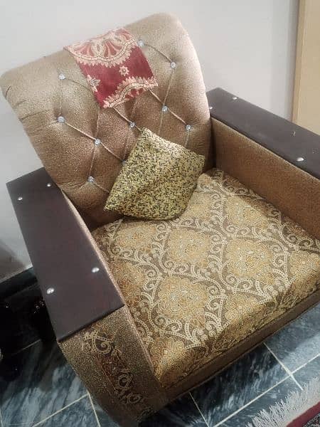 Sofa Set lush condition 2