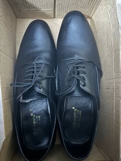 Cobler brand shoes black colour size 41 wear 2 times just like new