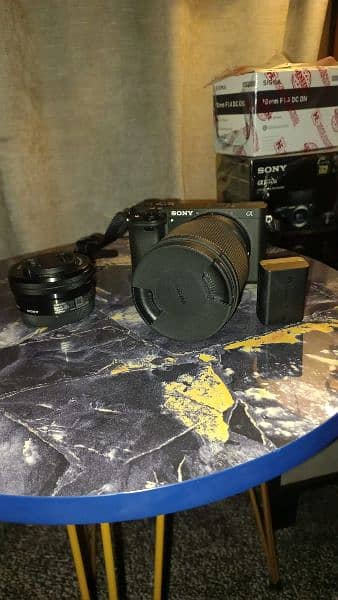 Sony A6400 camera with 1.4 mm sigma lens This is like new 10