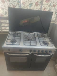 Cooking Rang with 5 burners