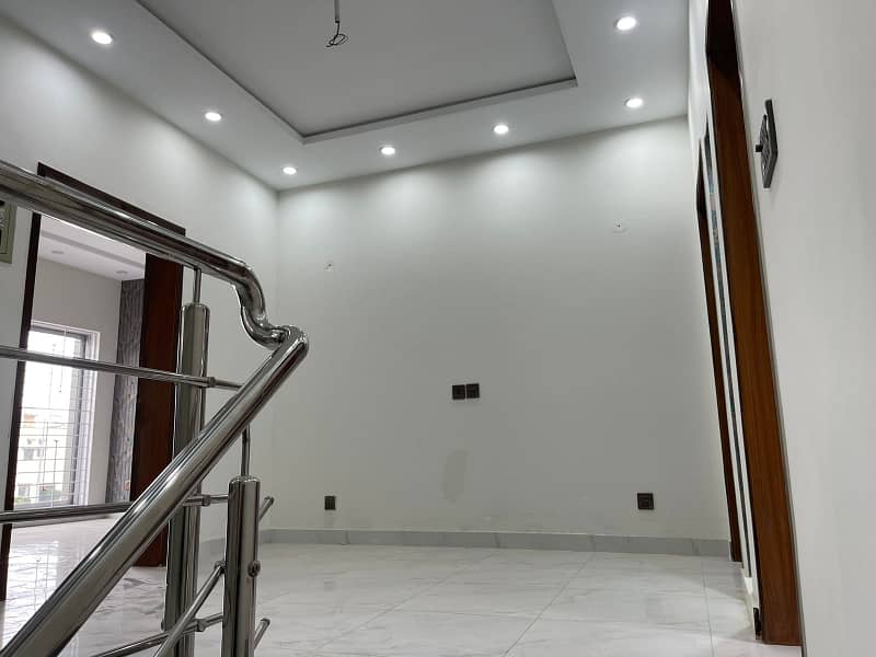 5 Marla Brand New House In Bahria Nasheman 17