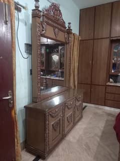 King sized Dressing Table for Sell 0